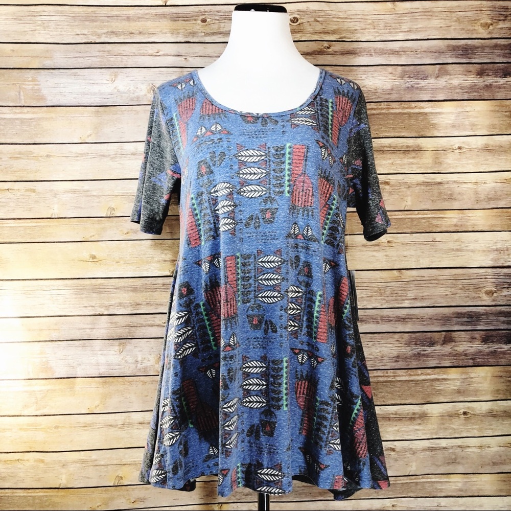 Lularoe Blue & Grey Feather Geometric Perfect Tee